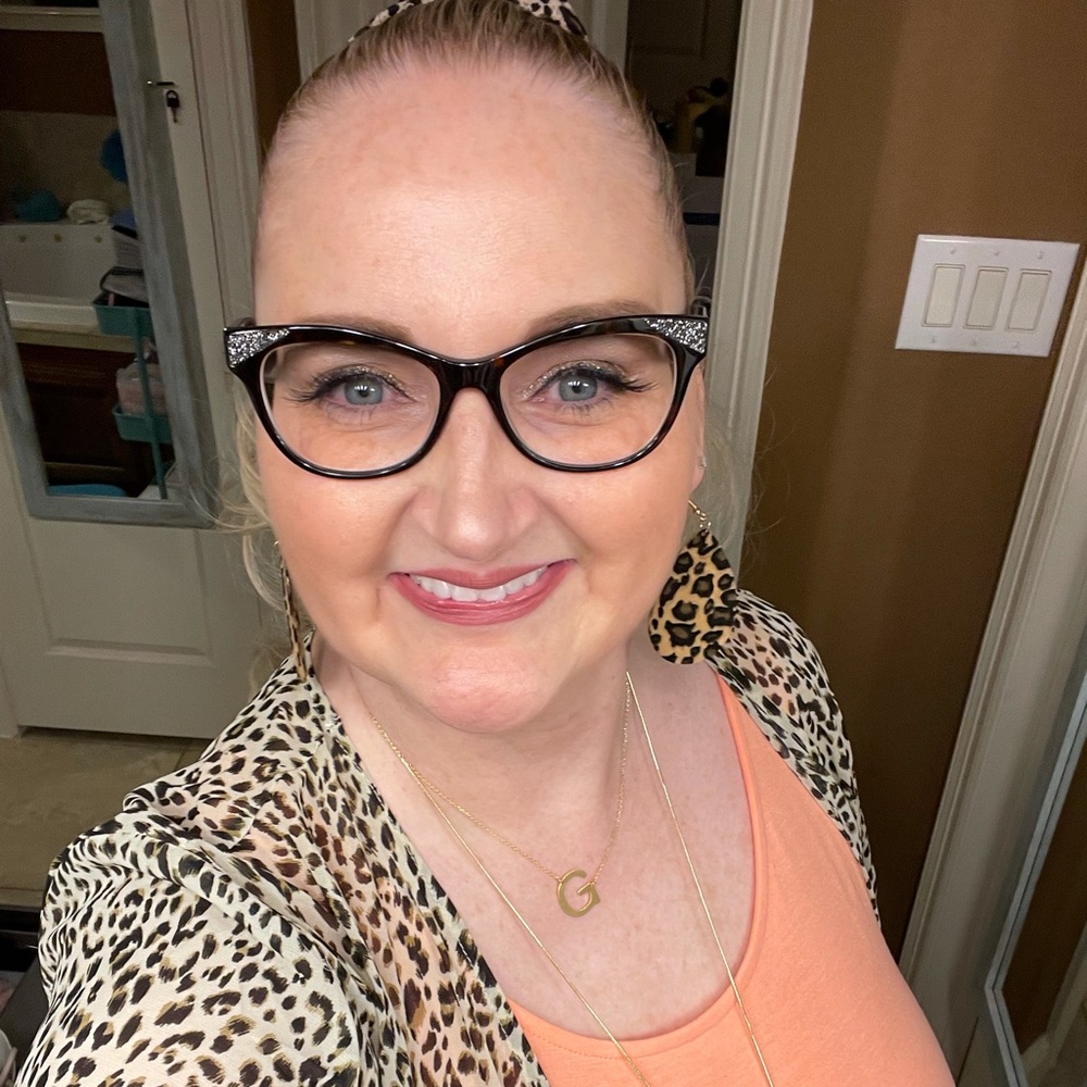 Meet your Posher, Terri